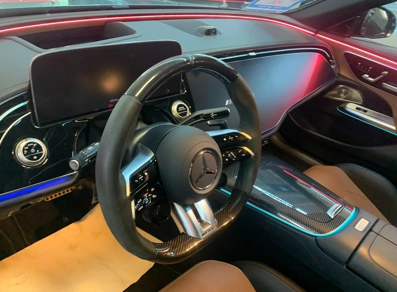 Mercedes-Benz E 53 AMG AMG PHEV 4Matic+ , снимка 10 - Автомобили и джипове - 55616839