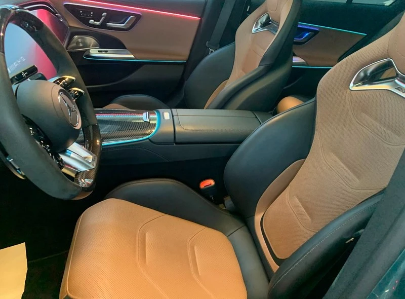 Mercedes-Benz E 53 AMG AMG PHEV 4Matic+ , снимка 8 - Автомобили и джипове - 55616839