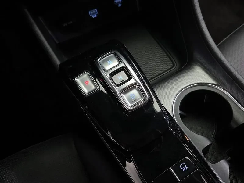 Hyundai Sonata (Dn8) 2.0 Smart, снимка 9 - Автомобили и джипове - 56305532