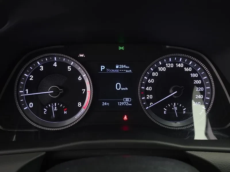 Hyundai Sonata (Dn8) 2.0 Smart, снимка 8 - Автомобили и джипове - 56305532
