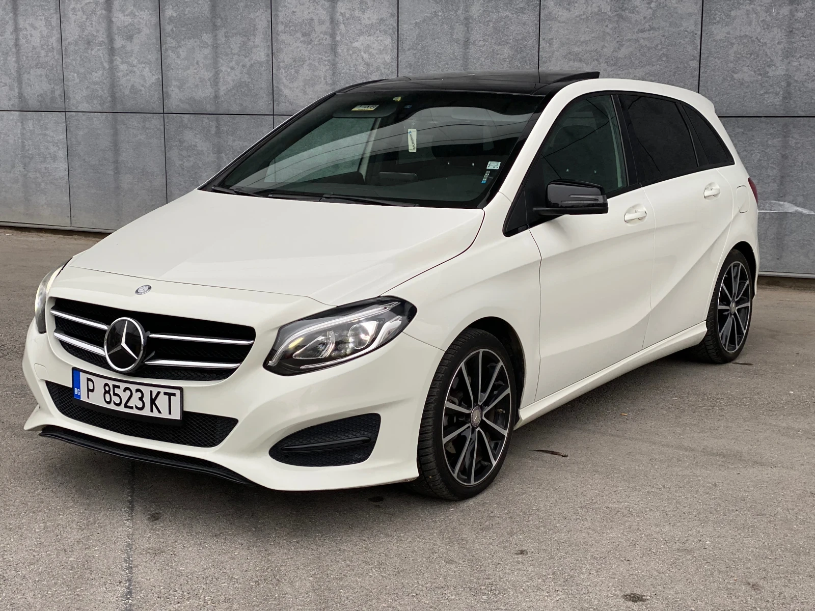 Mercedes-Benz B 200 4x4 4MATIC 2.2 дизел Led Дистроник Панорама, снимка 1