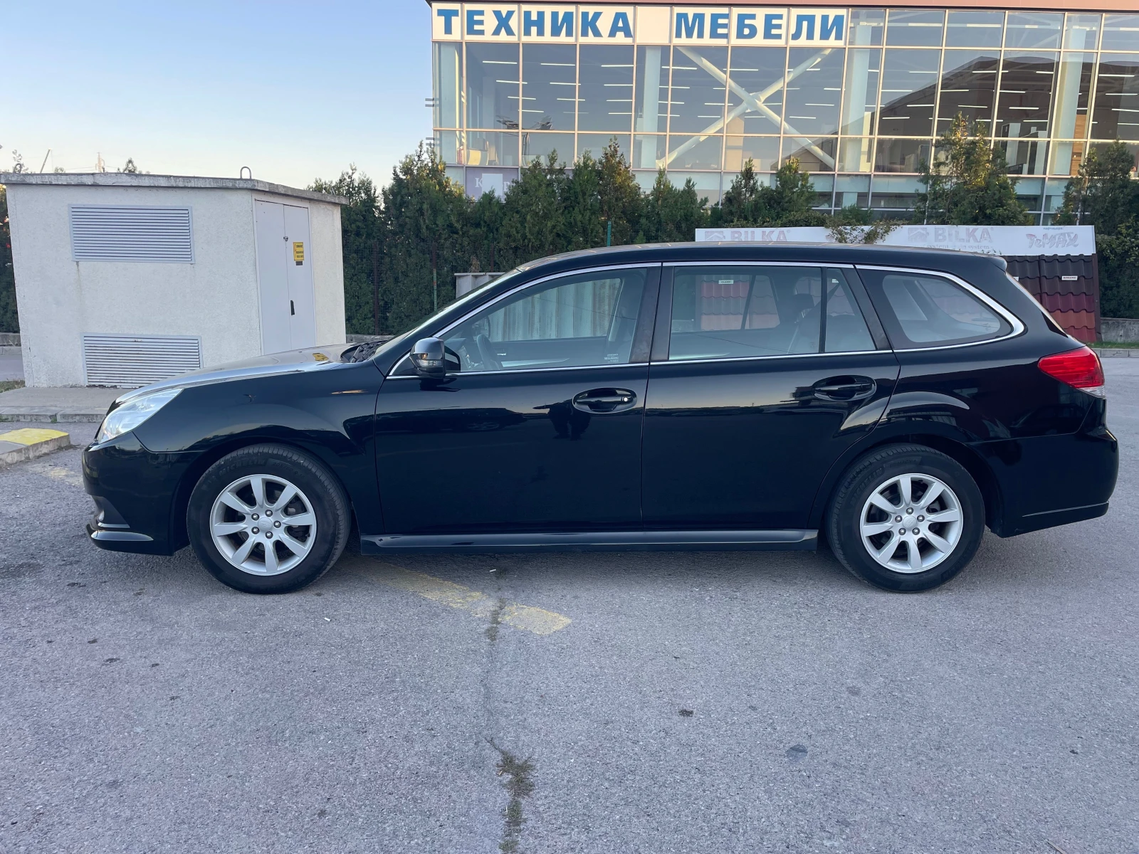 Subaru Legacy 2.0i Швейцария - изображение 8