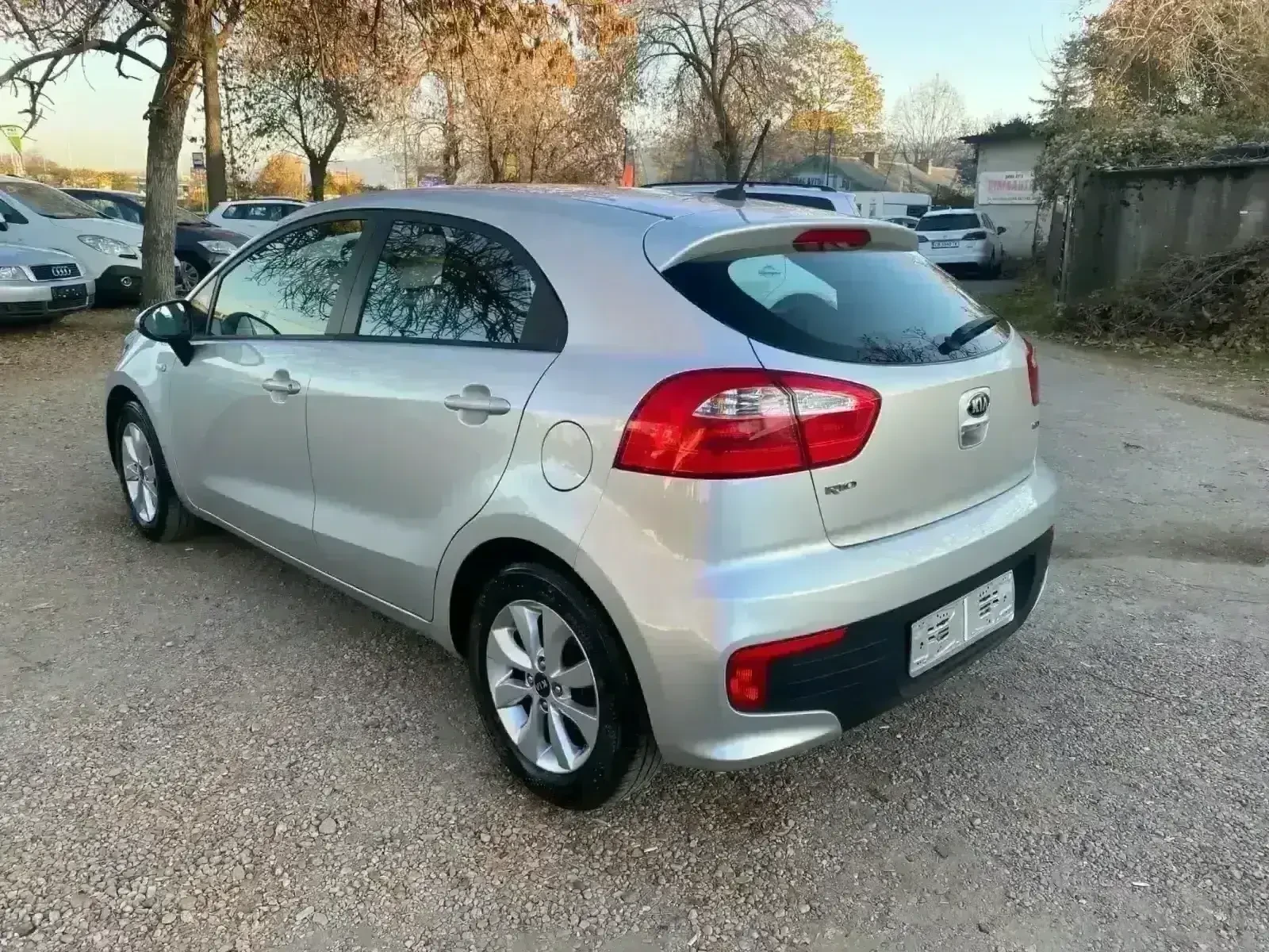 Kia Rio 1.1 CRDI EURO 6B - изображение 6