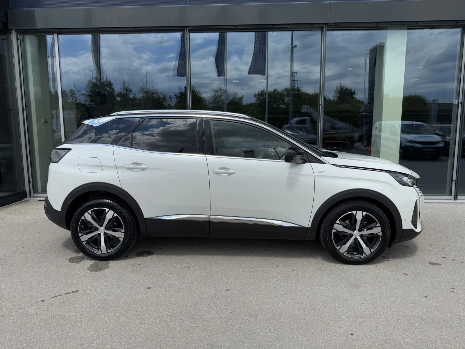 Peugeot 3008 New Line Up GT 1.5 BlueHDi 130 S&S EAT8 EURO 6 - изображение 4