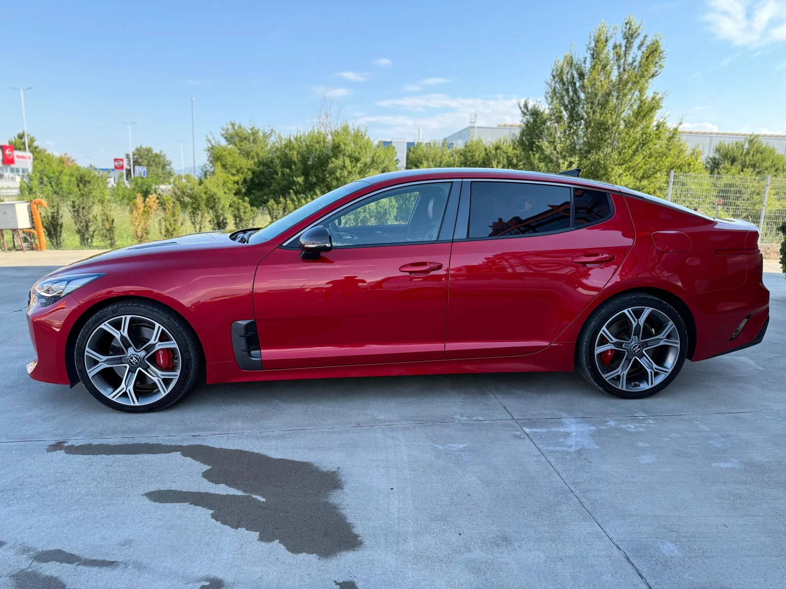 Kia Stinger 3.3i 4WD, обдухване, Head up, Гаранционни условия. - изображение 8