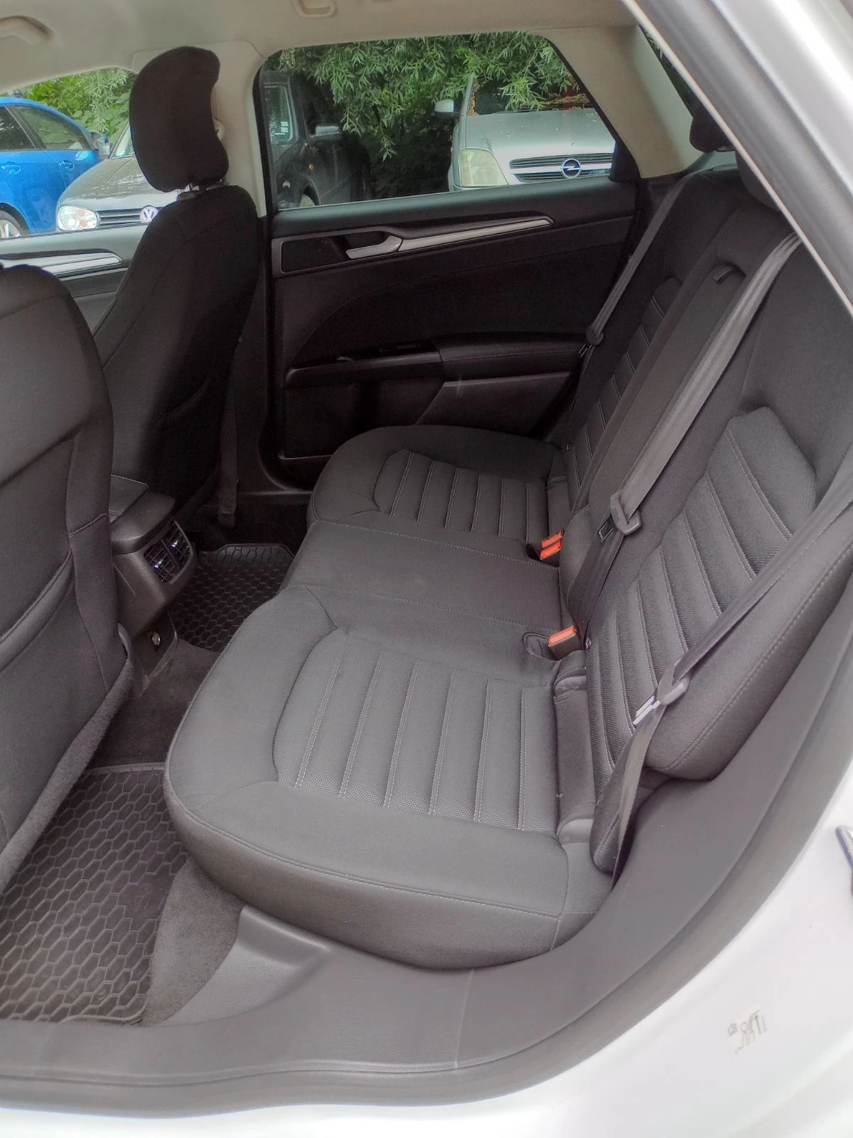 Ford Mondeo 2.0 Топ състояние - изображение 9