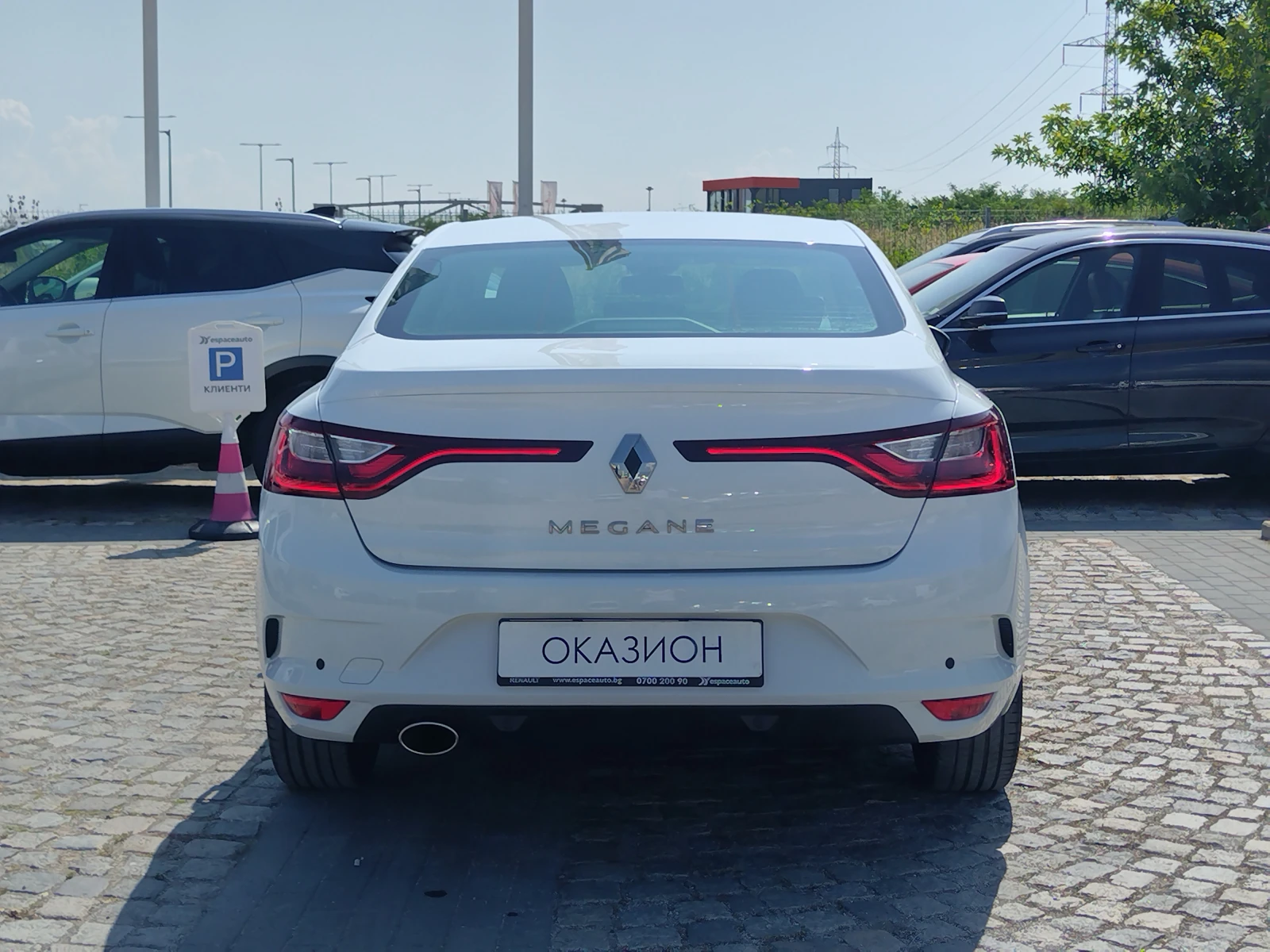 Renault Megane 1.3TCe.140к.с/Life - изображение 6