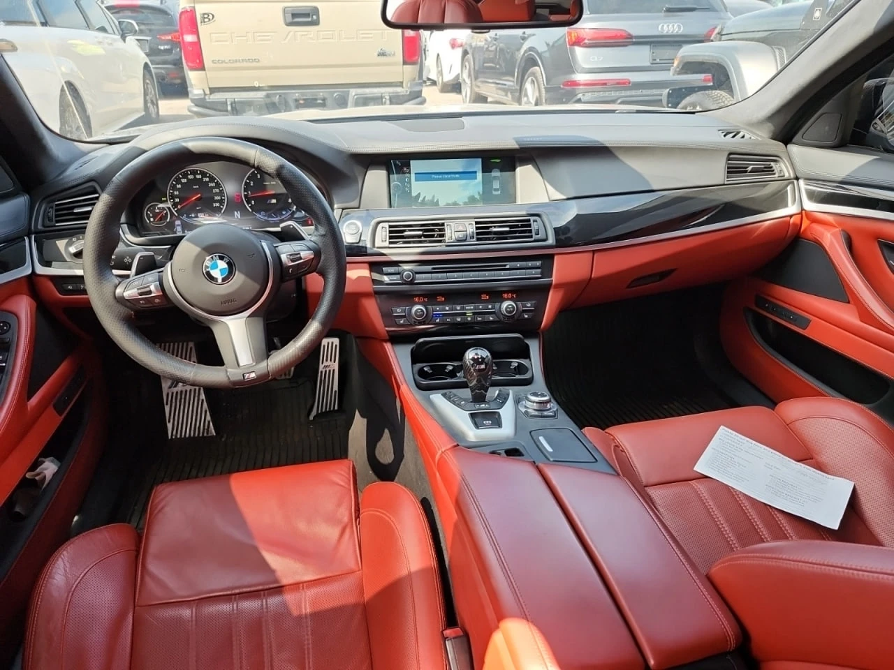 BMW M5 * CARFAX * АВТО КРЕДИТ * ЦЕНА ДО БГ! - изображение 7
