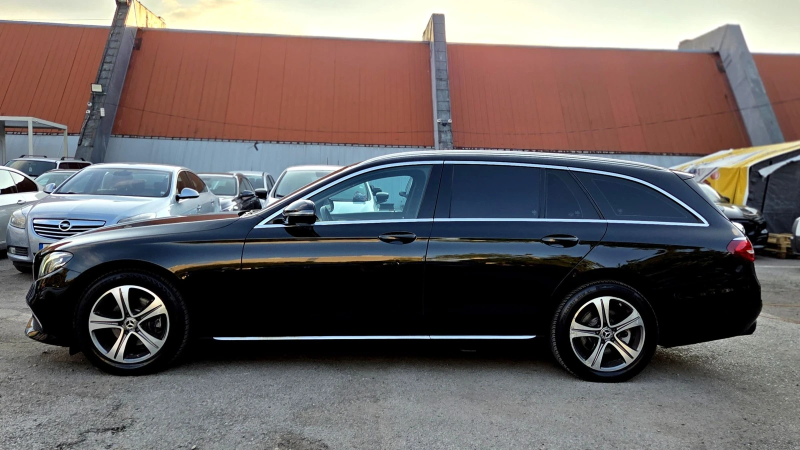 Mercedes-Benz E 220 2019/Digital/AMG/Multi beam - изображение 5