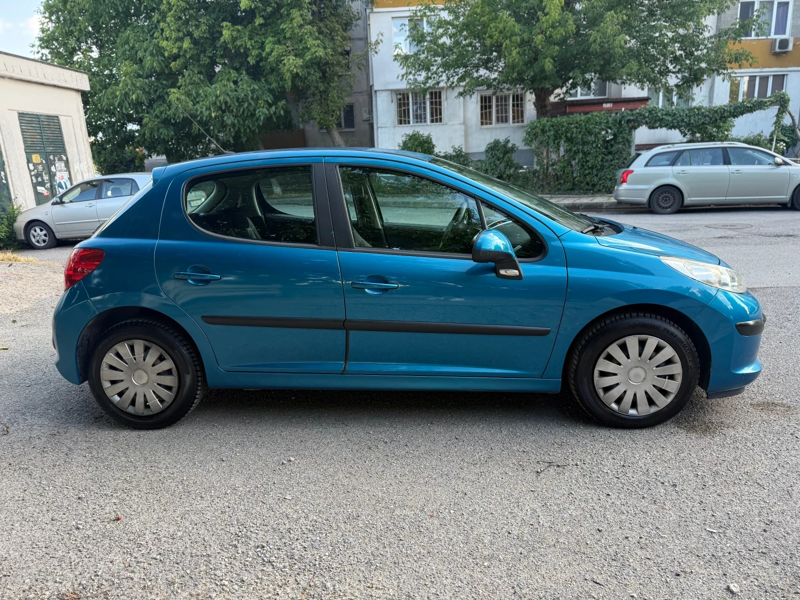 Peugeot 207 Гаражен автомобил първи собственик в БГ Реални км - изображение 3
