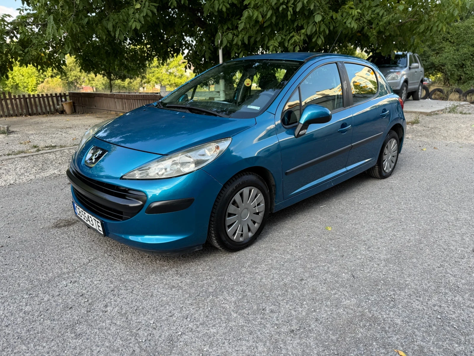Peugeot 207 Гаражен автомобил първи собственик в БГ Реални км - изображение 8