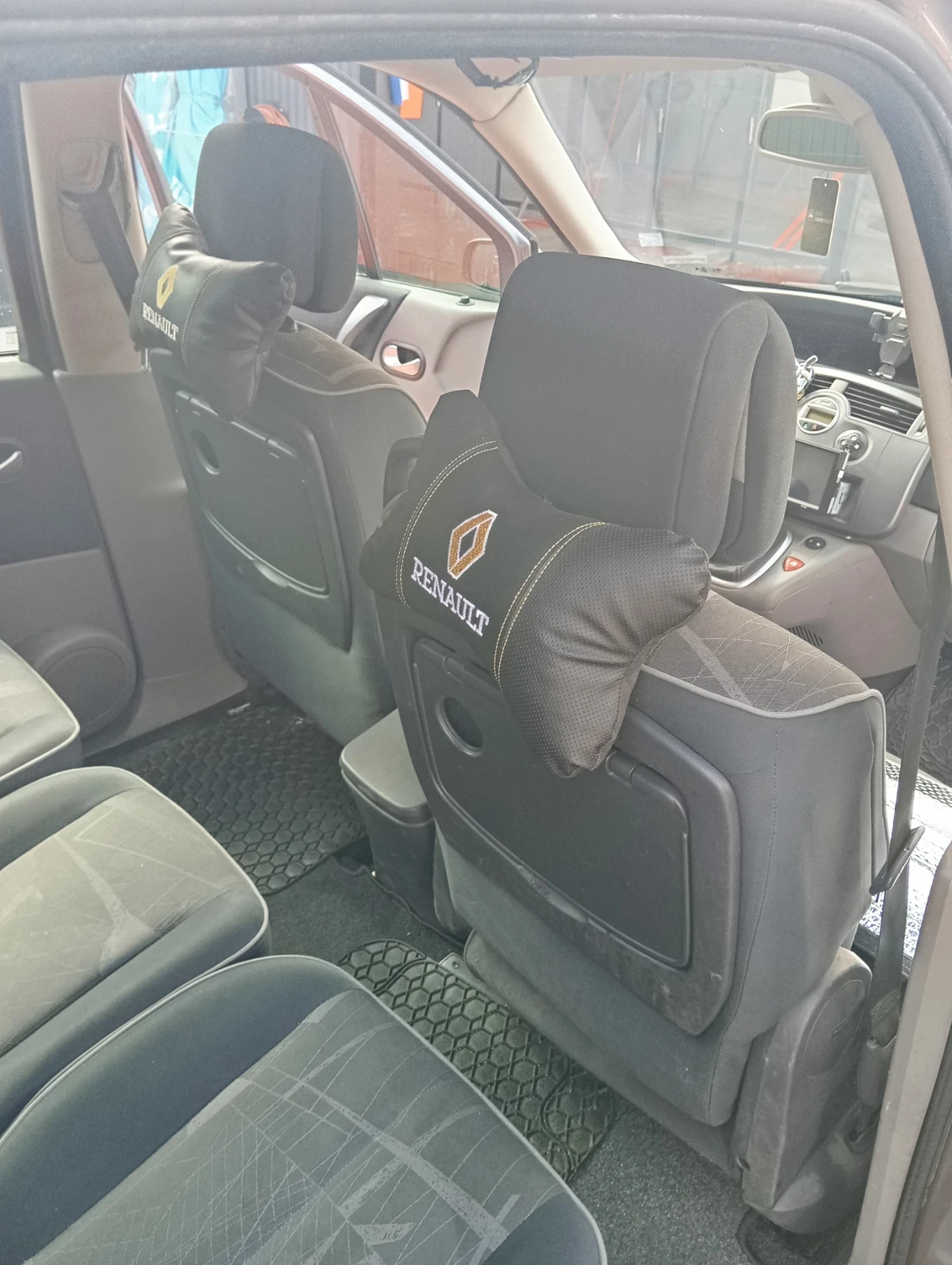 Renault Scenic  - изображение 7
