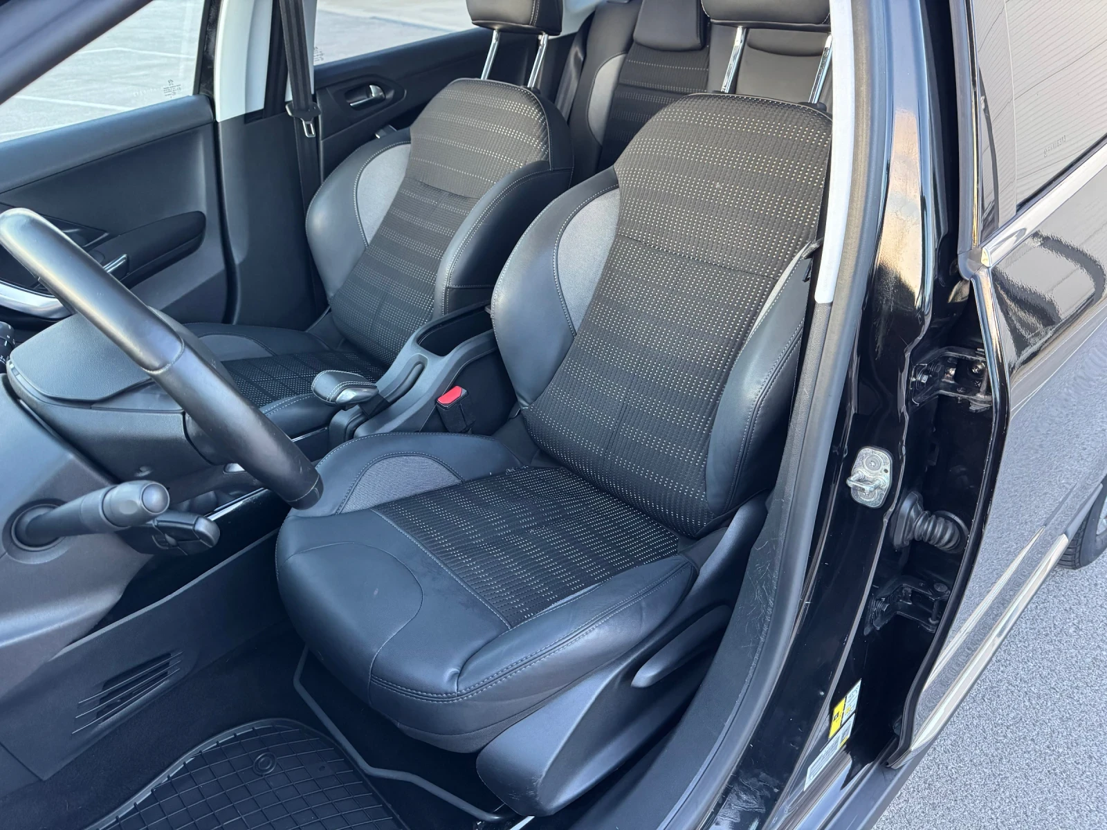 Peugeot 2008 1.2 i PURETECH - ALLURE EDITION - EURO 6B | Mobile.bg   13