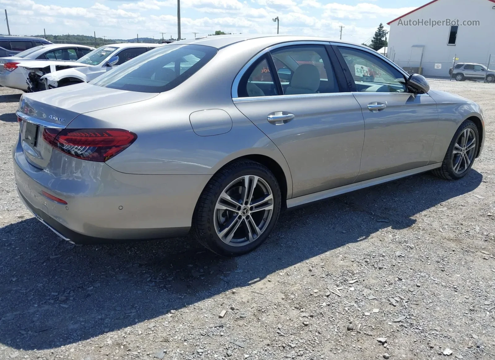 Mercedes-Benz E 350  - изображение 4