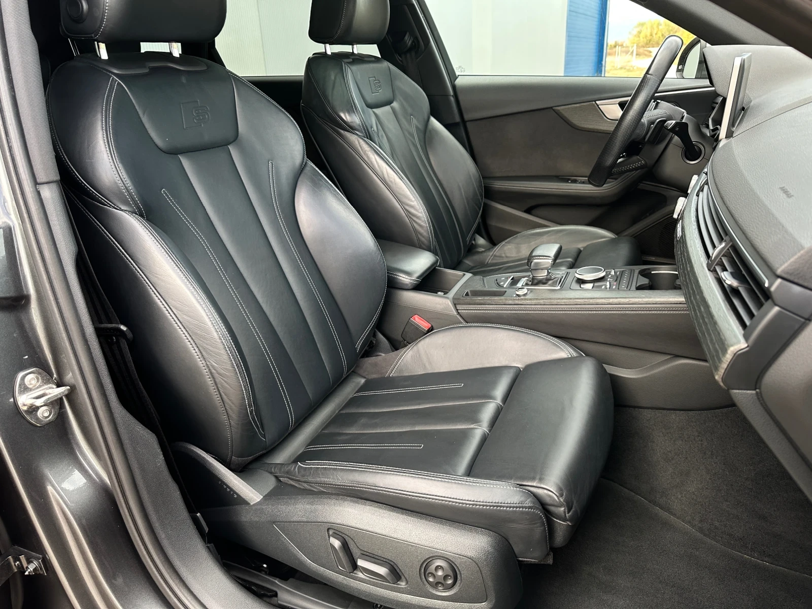 Audi A4 2.0 190 Quattro/S-Line/Matrix/Digital/B&O/Full | Mobile.bg   13