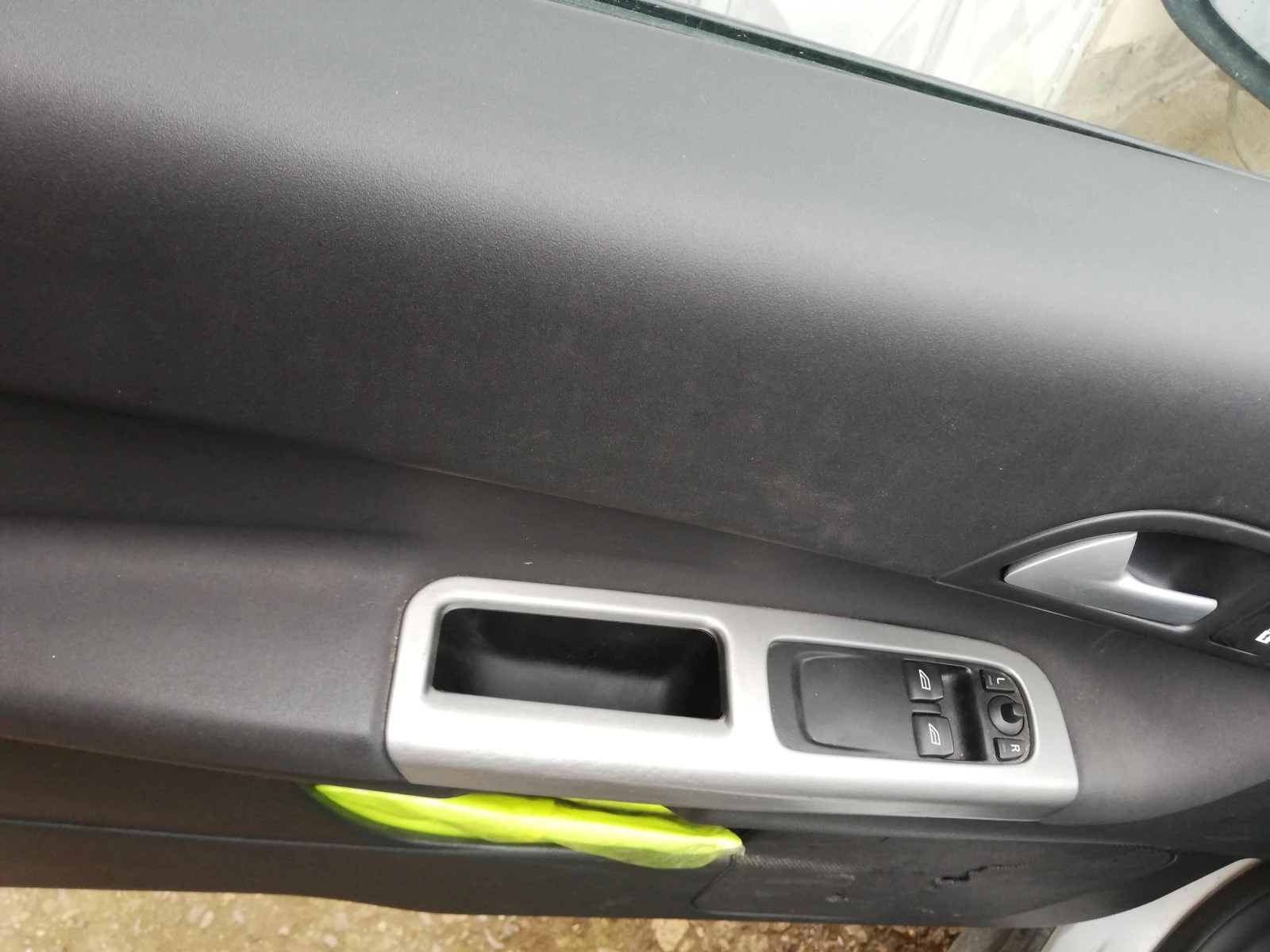 Volvo C30 1.6 | Mobile.bg � ����������� 13