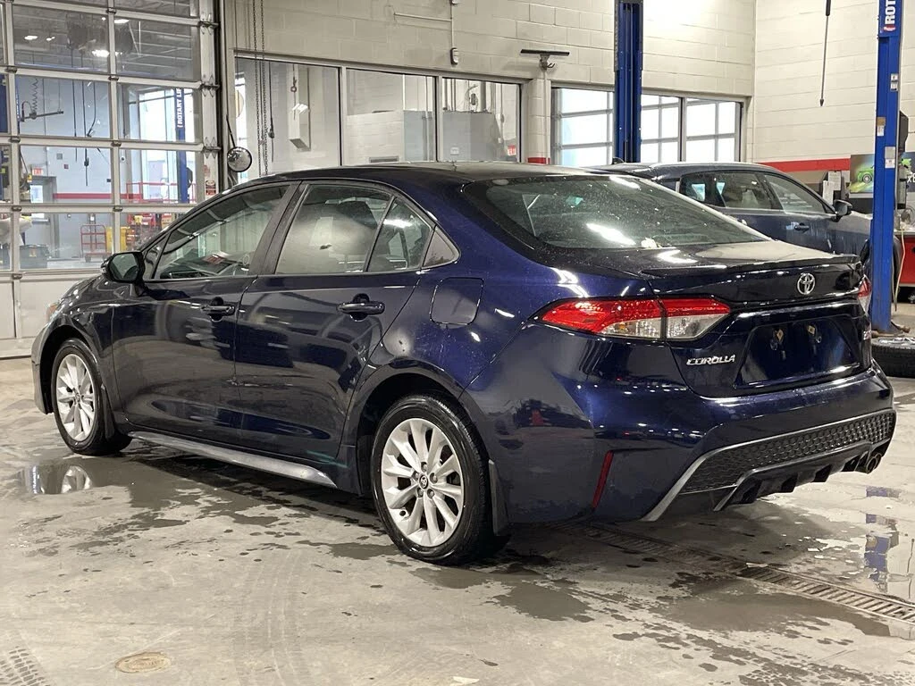 Toyota Corolla SE * АвтоКредит* Чист CARFAX* (ЦЕНА ДО БГ) - изображение 9