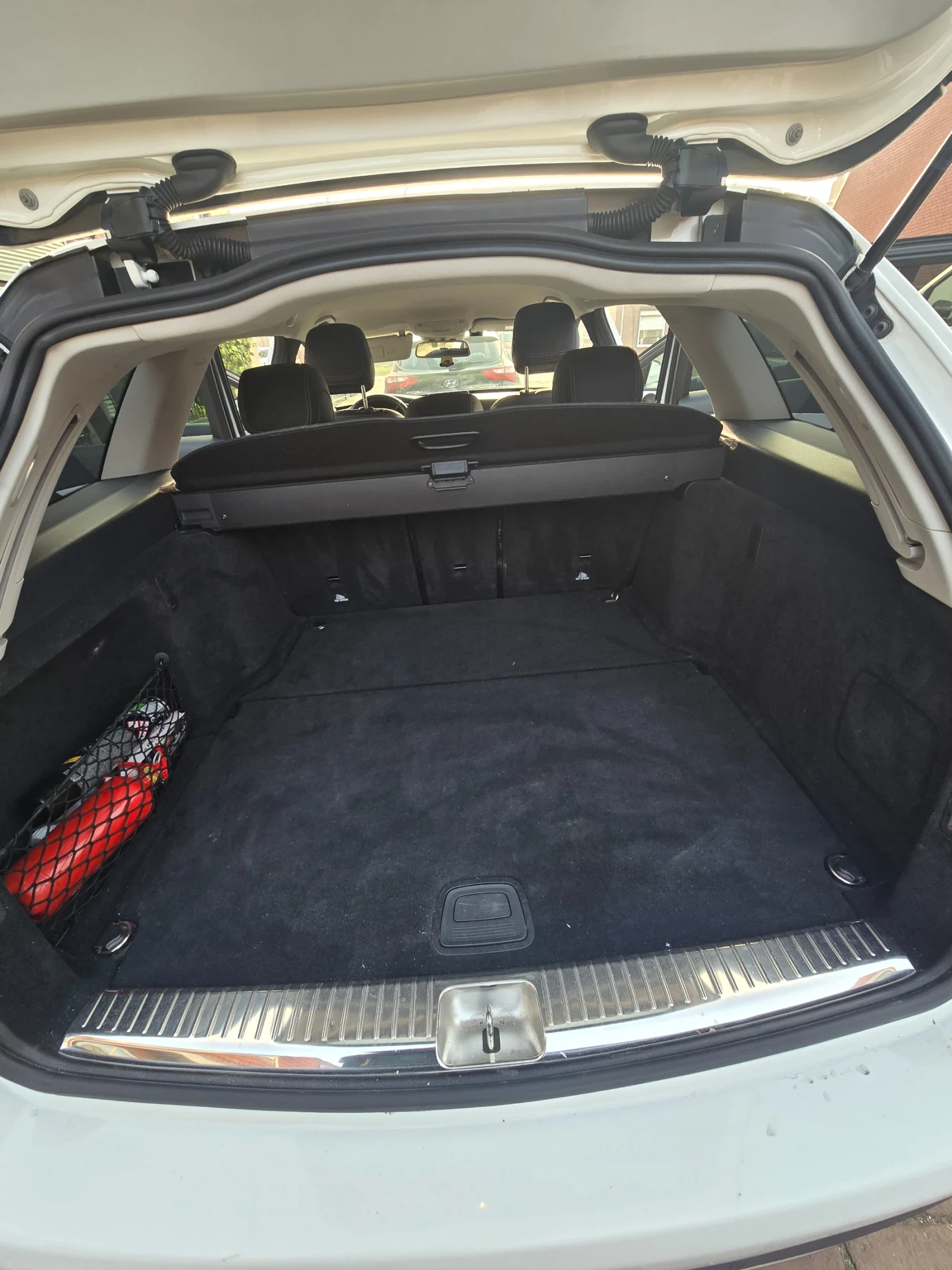 Mercedes-Benz 220, снимка 9 - Автомобили и джипове - 54047353