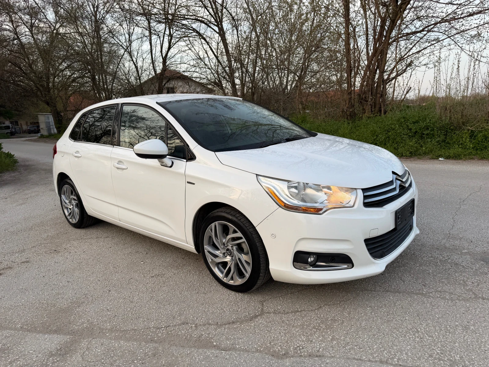 Citroen C4 1.6e-HDI АВТО 116хил.км EXCLUSIVE Масаж.Парктроник, снимка 6 - Автомобили и джипове - 54196791