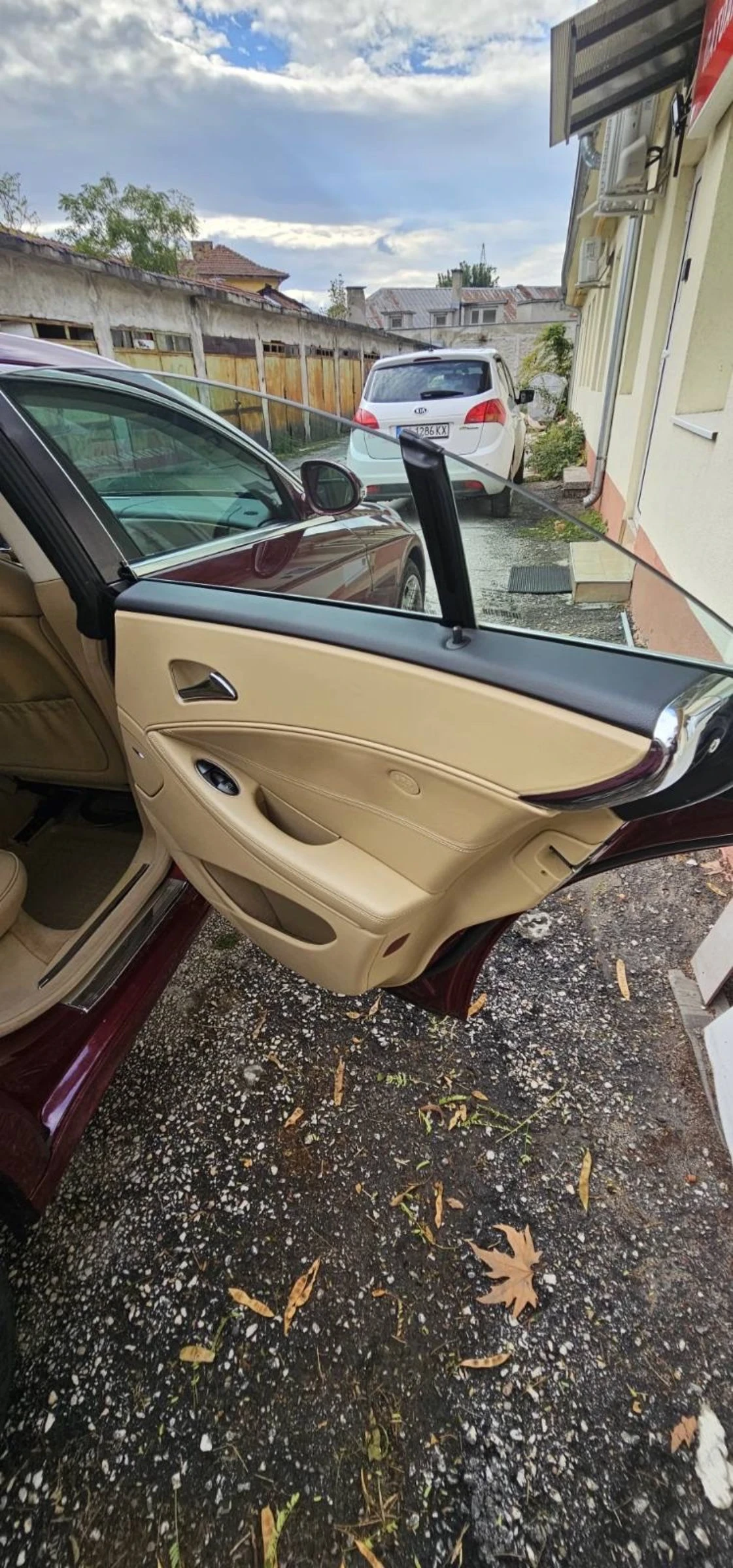 Mercedes-Benz CLS 350, снимка 5 - Автомобили и джипове - 54236788