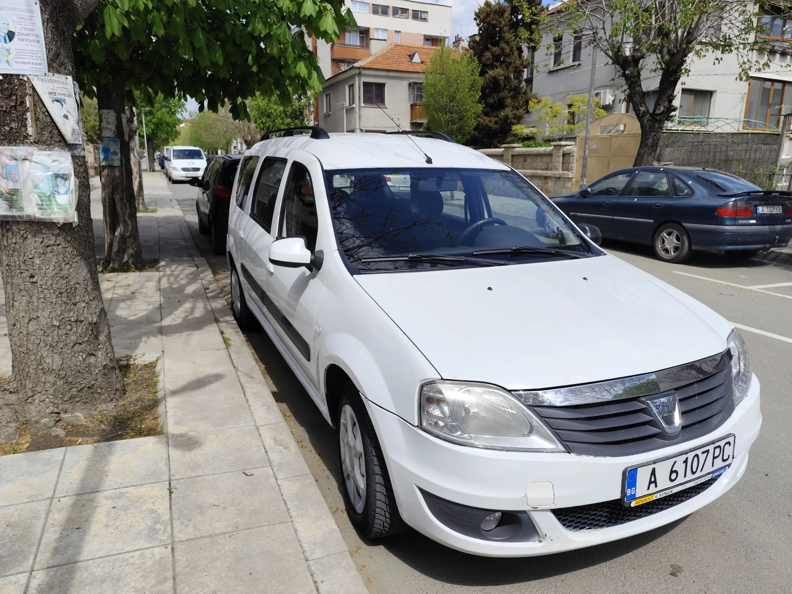 Dacia Logan, снимка 3 - Автомобили и джипове - 54308280