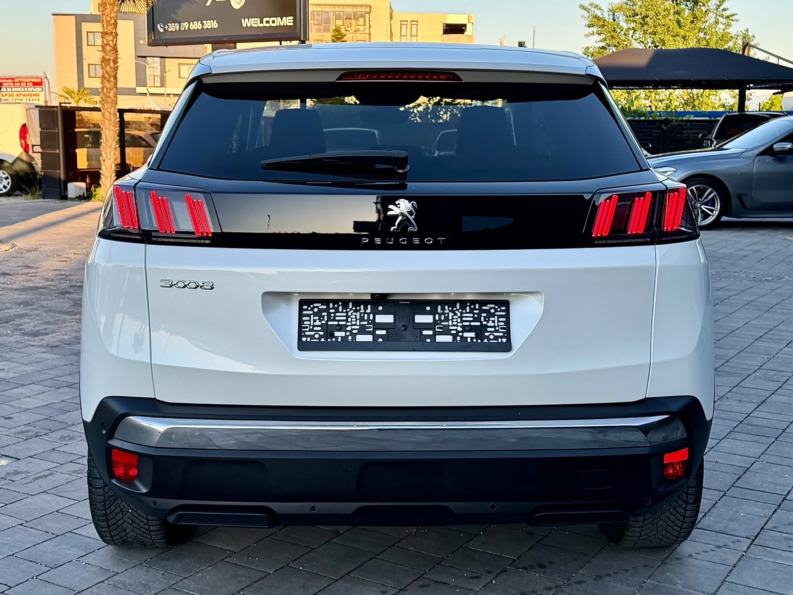 Peugeot 3008 1.6 Plug-In HYBRID e-EAT8 ALLURE, снимка 5 - Автомобили и джипове - 54569875