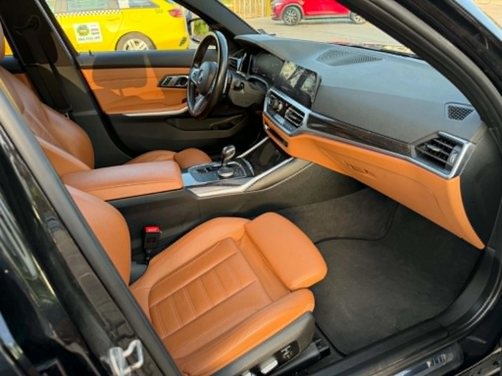 BMW 330 i xDr, снимка 12 - Автомобили и джипове - 54635815