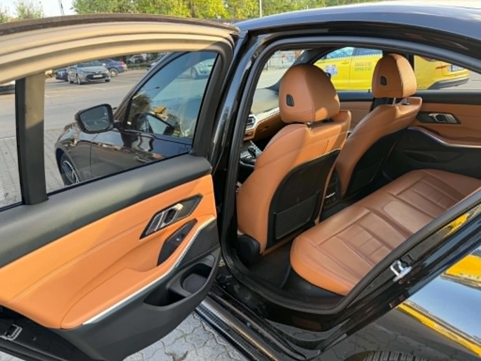 BMW 330 i xDr, снимка 14 - Автомобили и джипове - 54635815