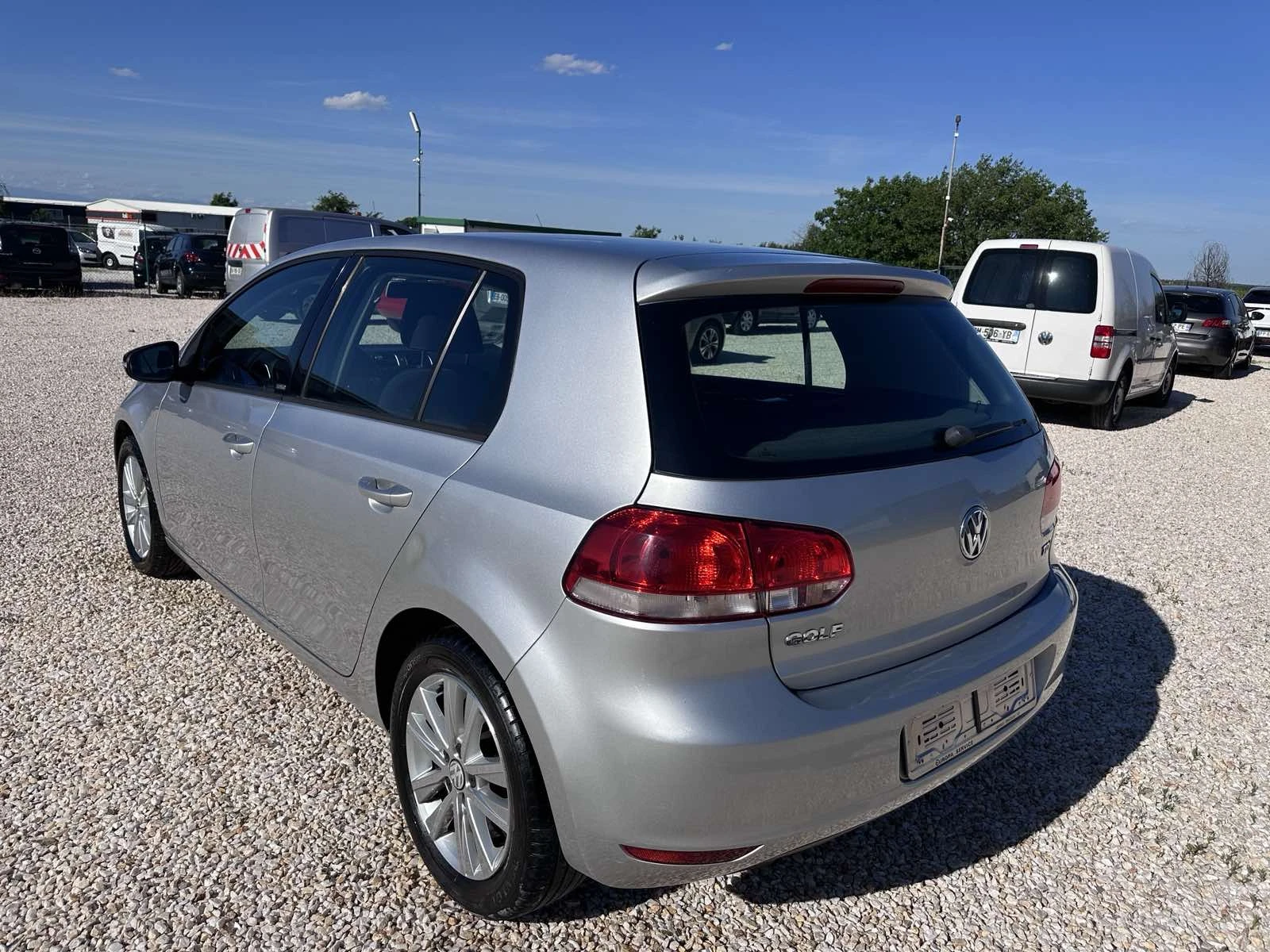 VW Golf 1, 6, снимка 5 - Автомобили и джипове - 54722298
