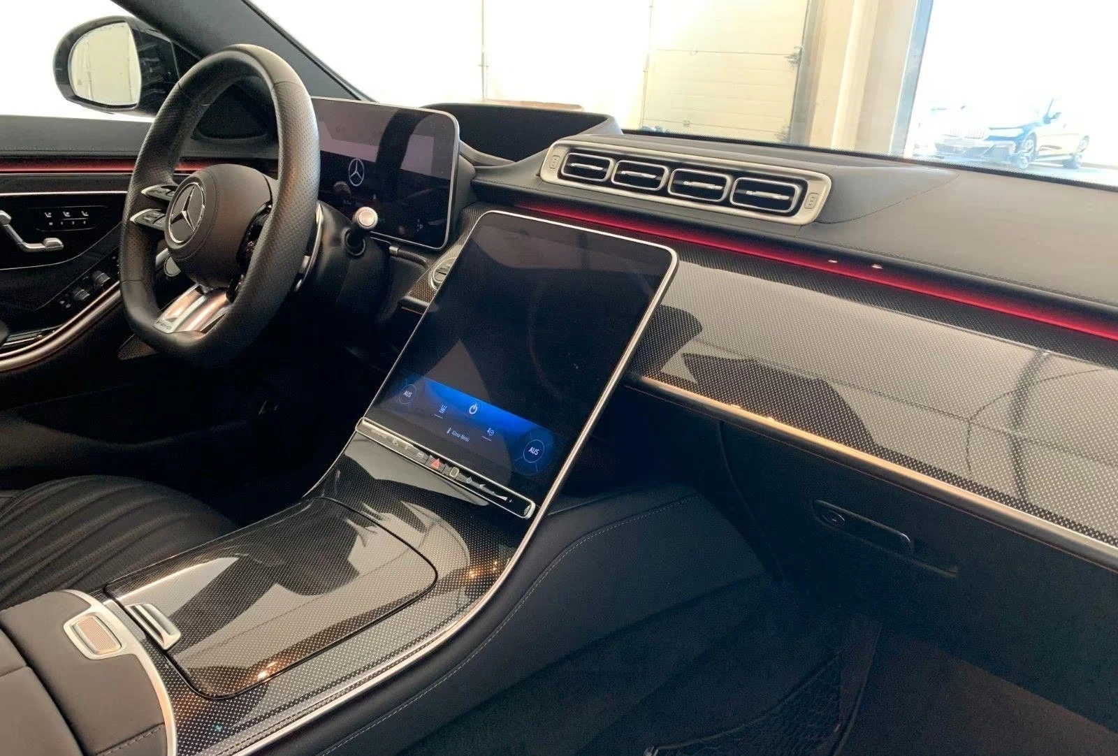 Mercedes-Benz S 63 AMG E-PERFORMANCE TV BURMESTER PANO NIGHT-PAKET, снимка 7 - Автомобили и джипове - 54857363