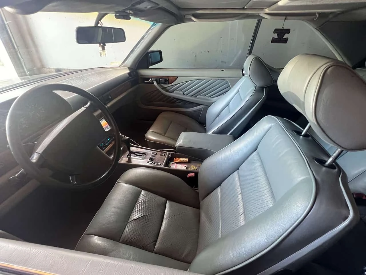 Mercedes-Benz 560 * 560SEC * CARFAX * ЦЕНА ДО БГ, снимка 8 - Автомобили и джипове - 54919167