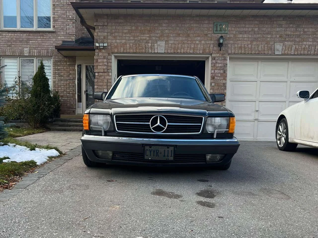 Mercedes-Benz 560 * 560SEC * CARFAX * ЦЕНА ДО БГ, снимка 3 - Автомобили и джипове - 54919167