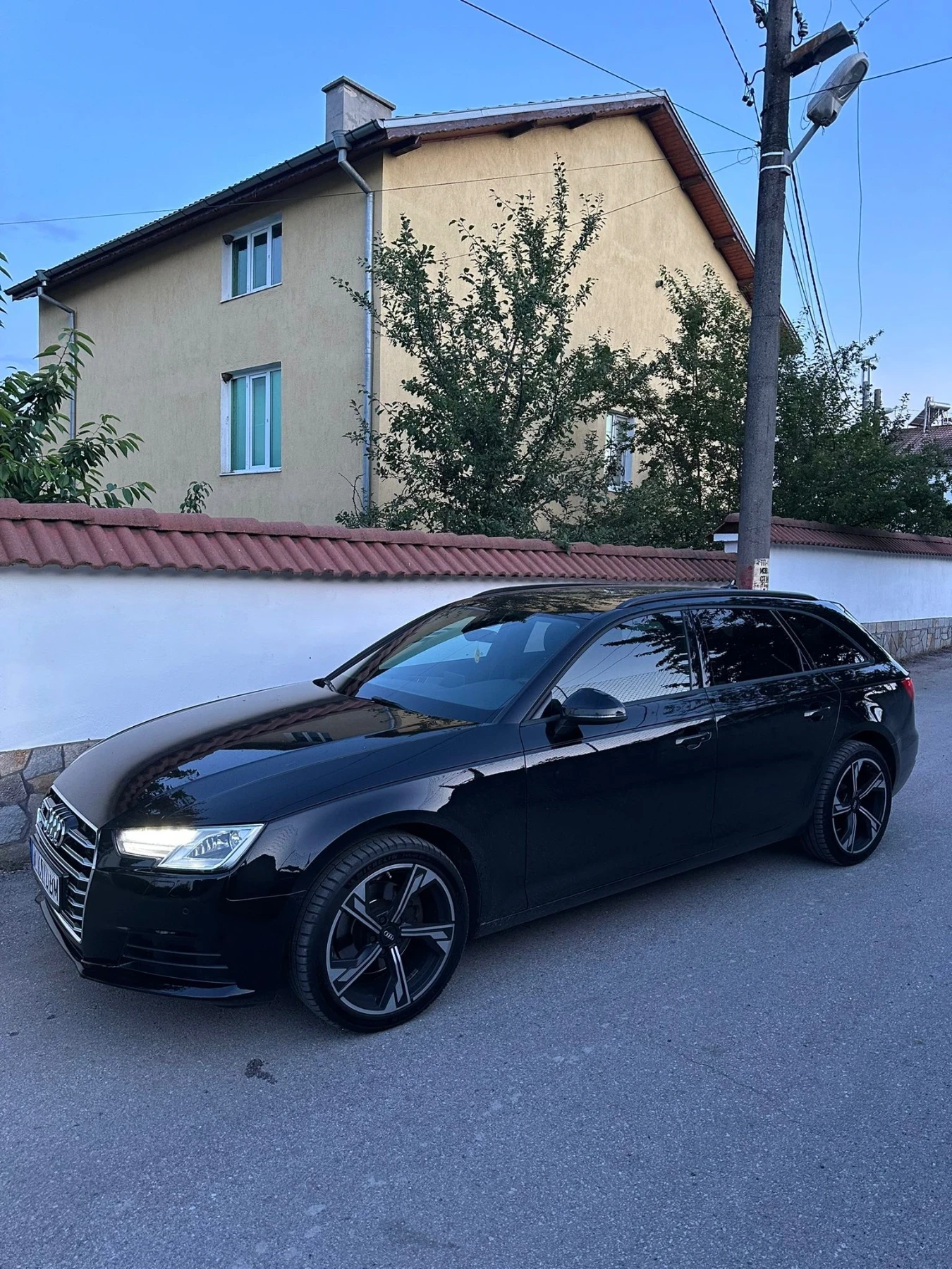 Audi A4, снимка 3 - Автомобили и джипове - 54991443