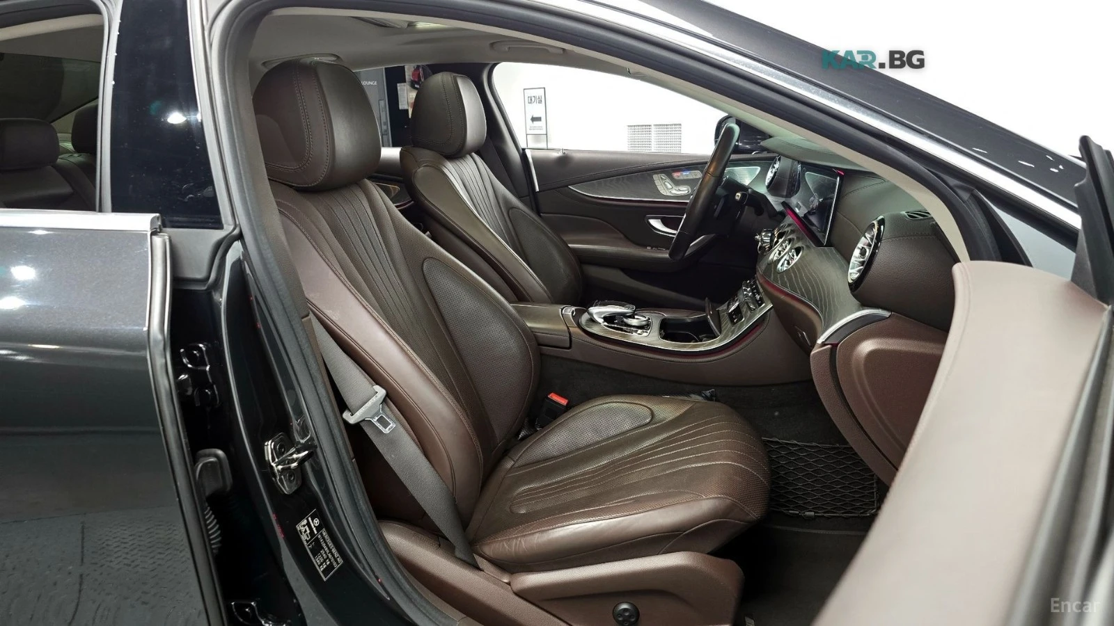 Mercedes-Benz CLS 450 * AMG* ПАНО* 360* Head up* KEYLESS* ПОДГРЕВ* , снимка 10 - Автомобили и джипове - 55099099
