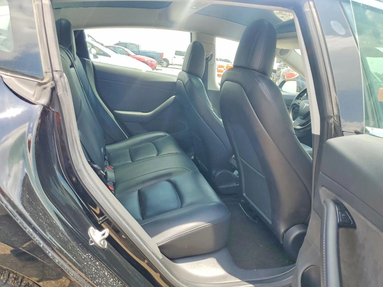 Tesla Model 3, снимка 10 - Автомобили и джипове - 55272012