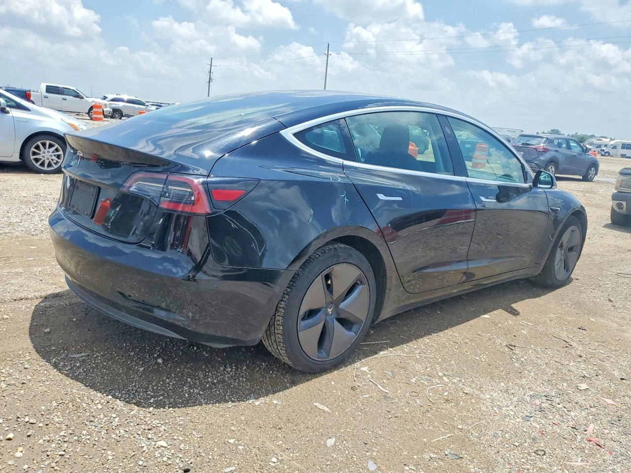 Tesla Model 3, снимка 3 - Автомобили и джипове - 55272012