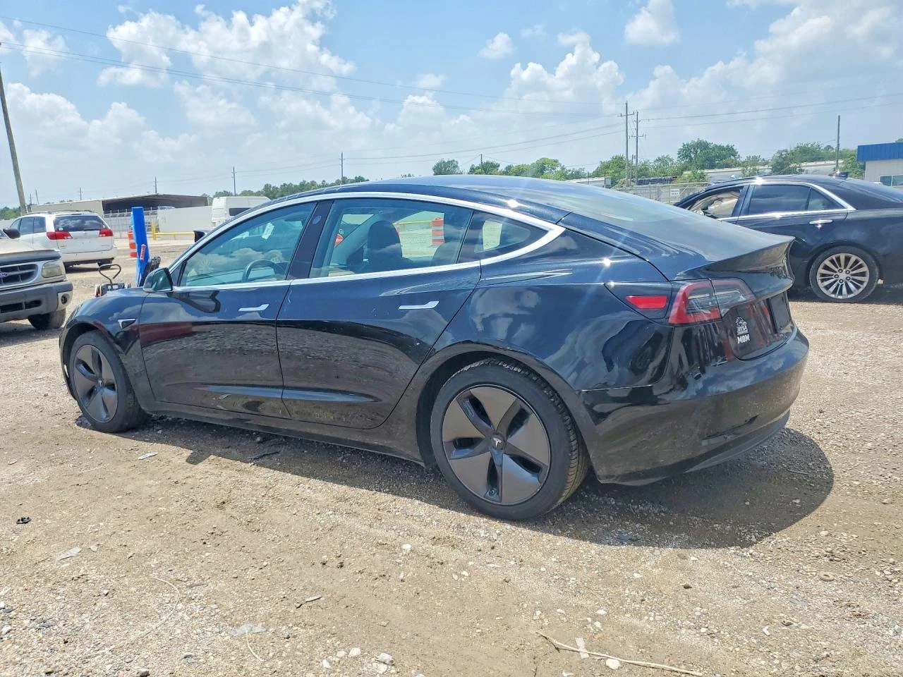 Tesla Model 3, снимка 2 - Автомобили и джипове - 55272012