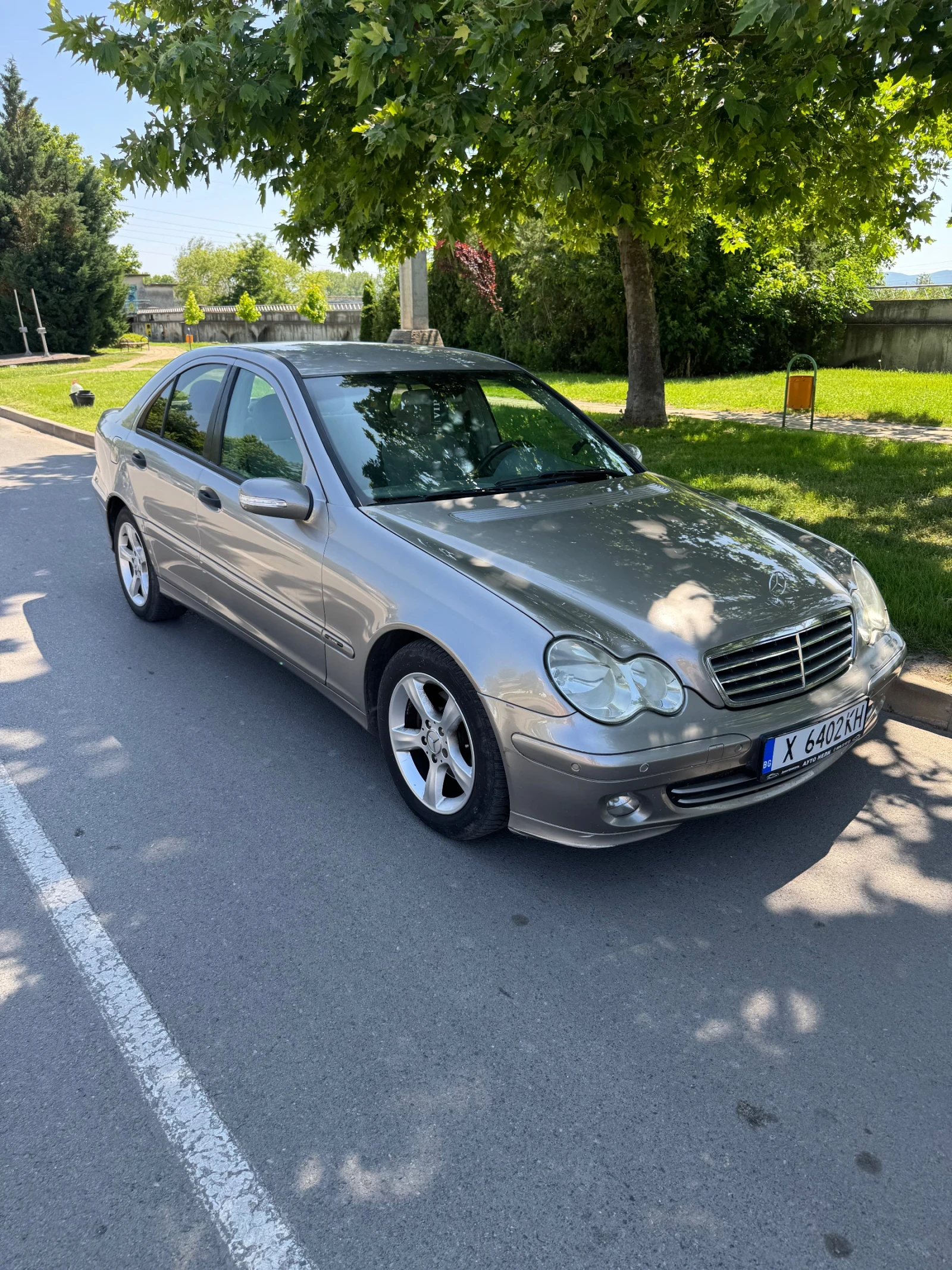 Mercedes-Benz C 220 Mercedens benz c220 FACELIFT, снимка 4 - Автомобили и джипове - 55691739