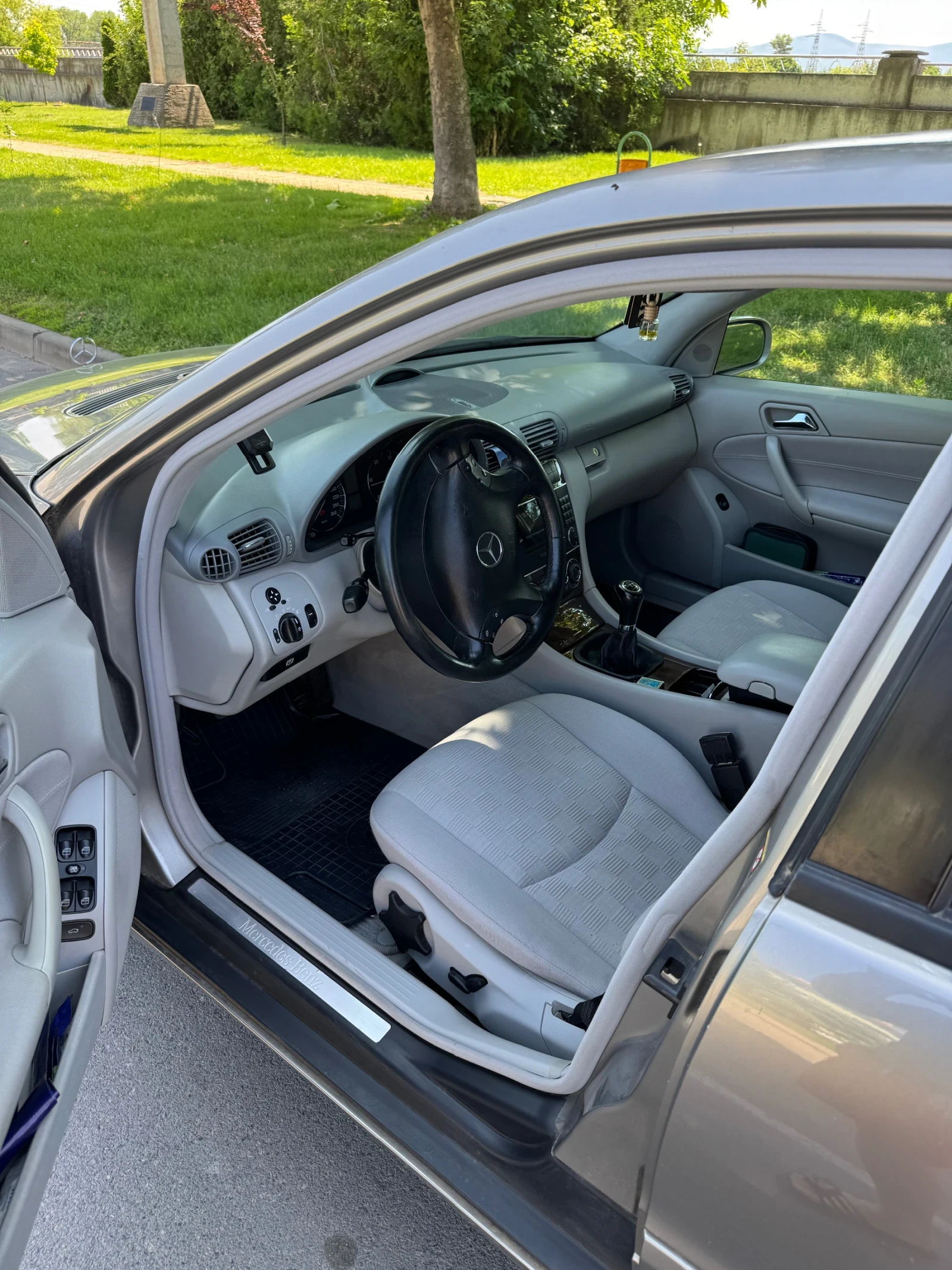 Mercedes-Benz C 220 Mercedens benz c220 FACELIFT, снимка 5 - Автомобили и джипове - 55691739