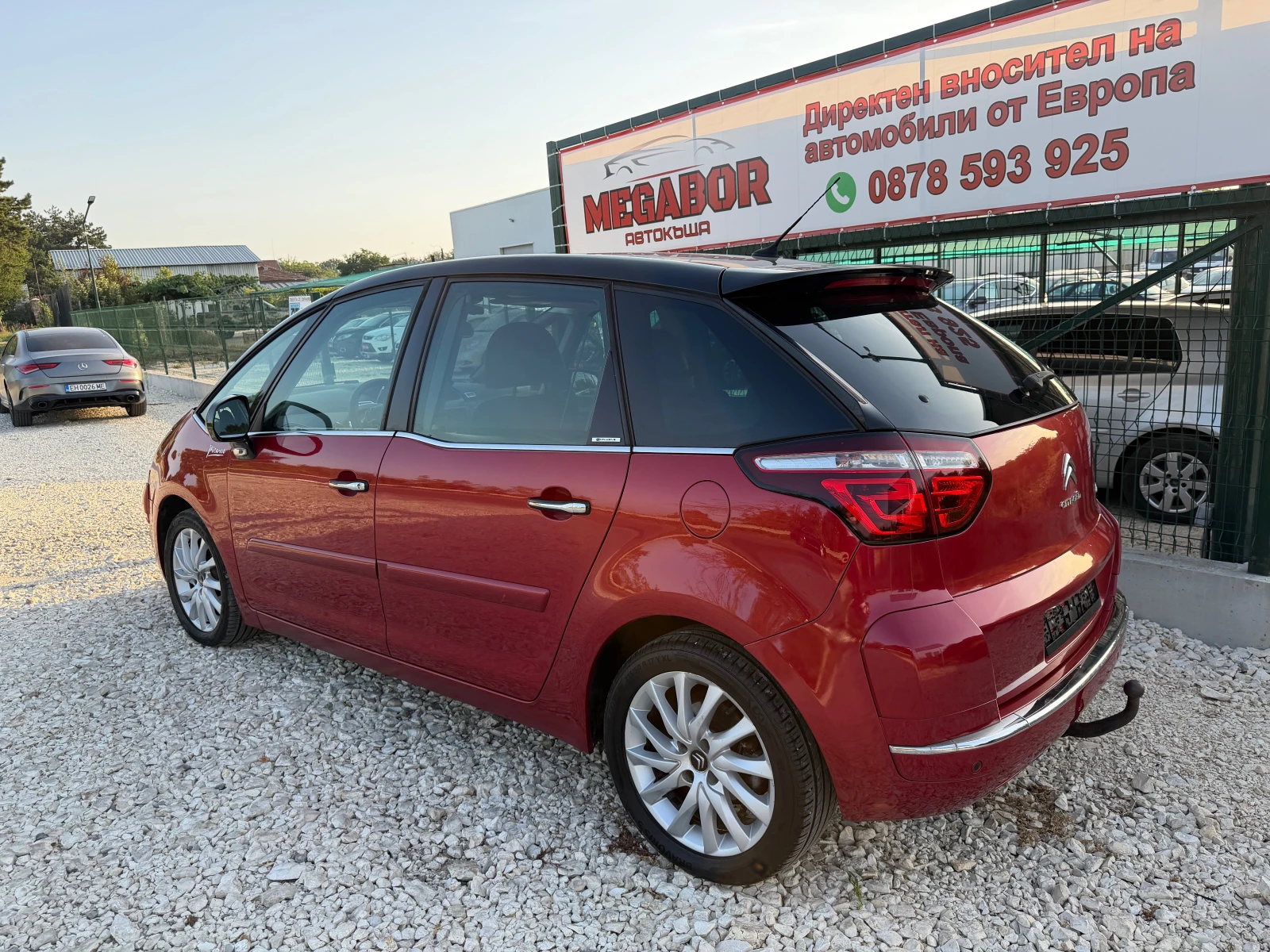 Citroen C4 Picasso 2.0HDi/163p.s-Executive-Avtomatik/Facelift-Euro 5, снимка 4 - Автомобили и джипове - 56216681