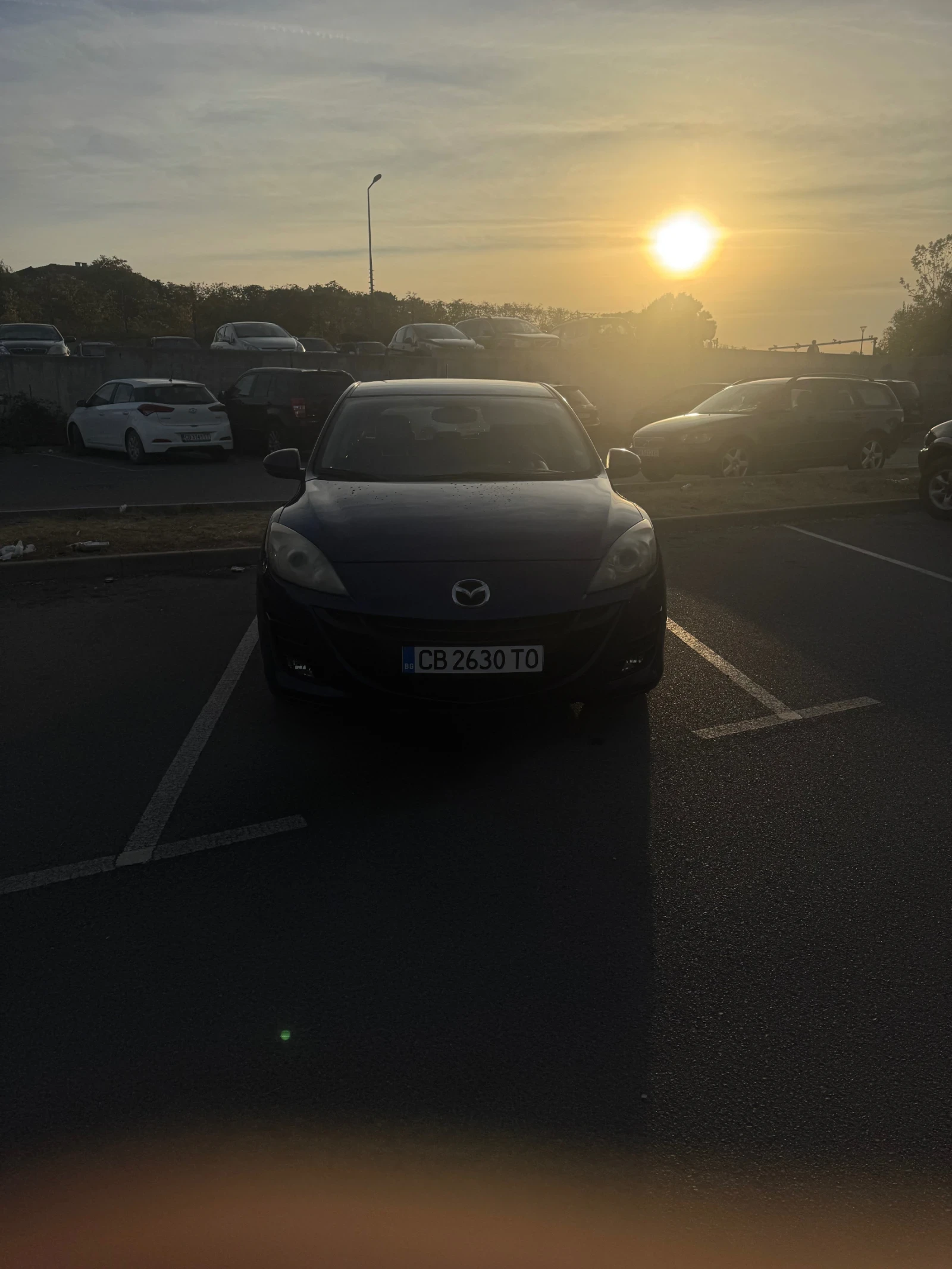 Mazda 3, снимка 2 - Автомобили и джипове - 56404401