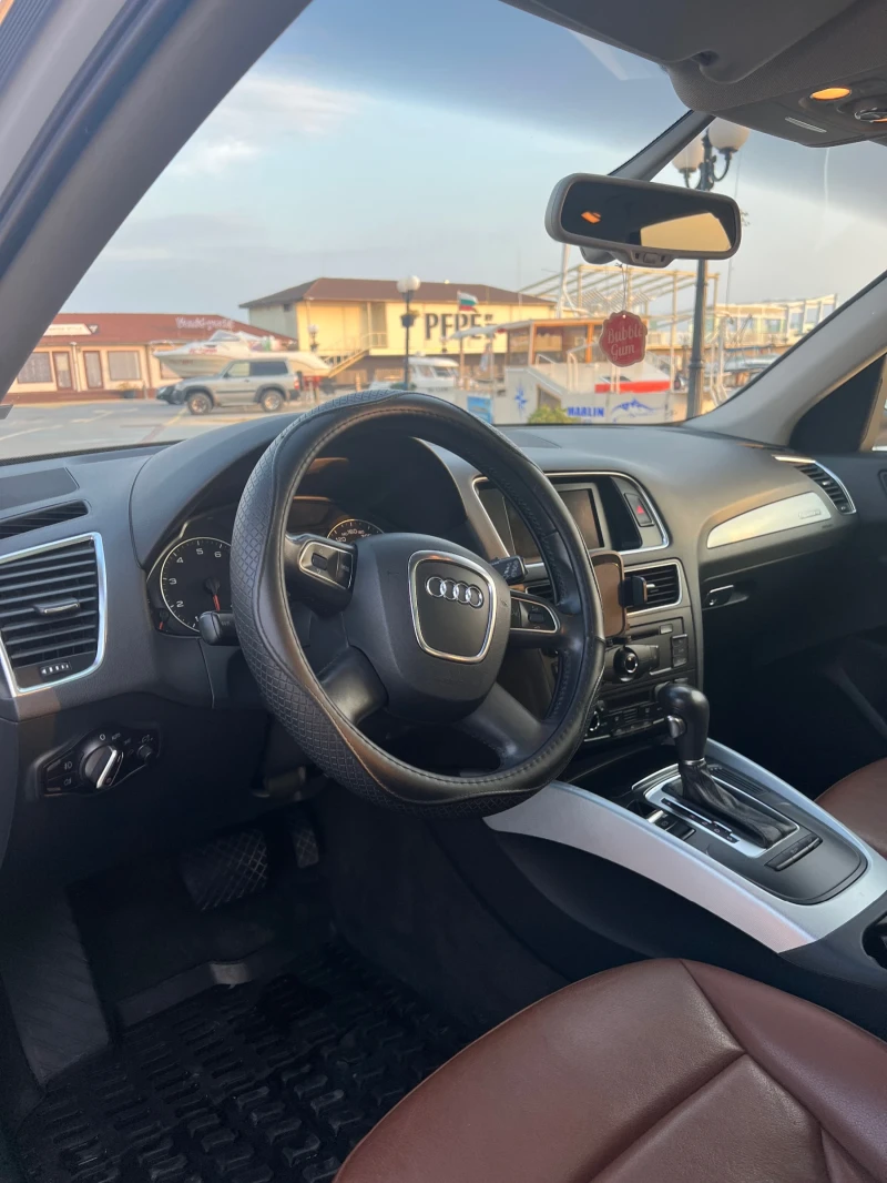 Audi Q5 2.0 TFSI, снимка 4 - Автомобили и джипове - 47654196