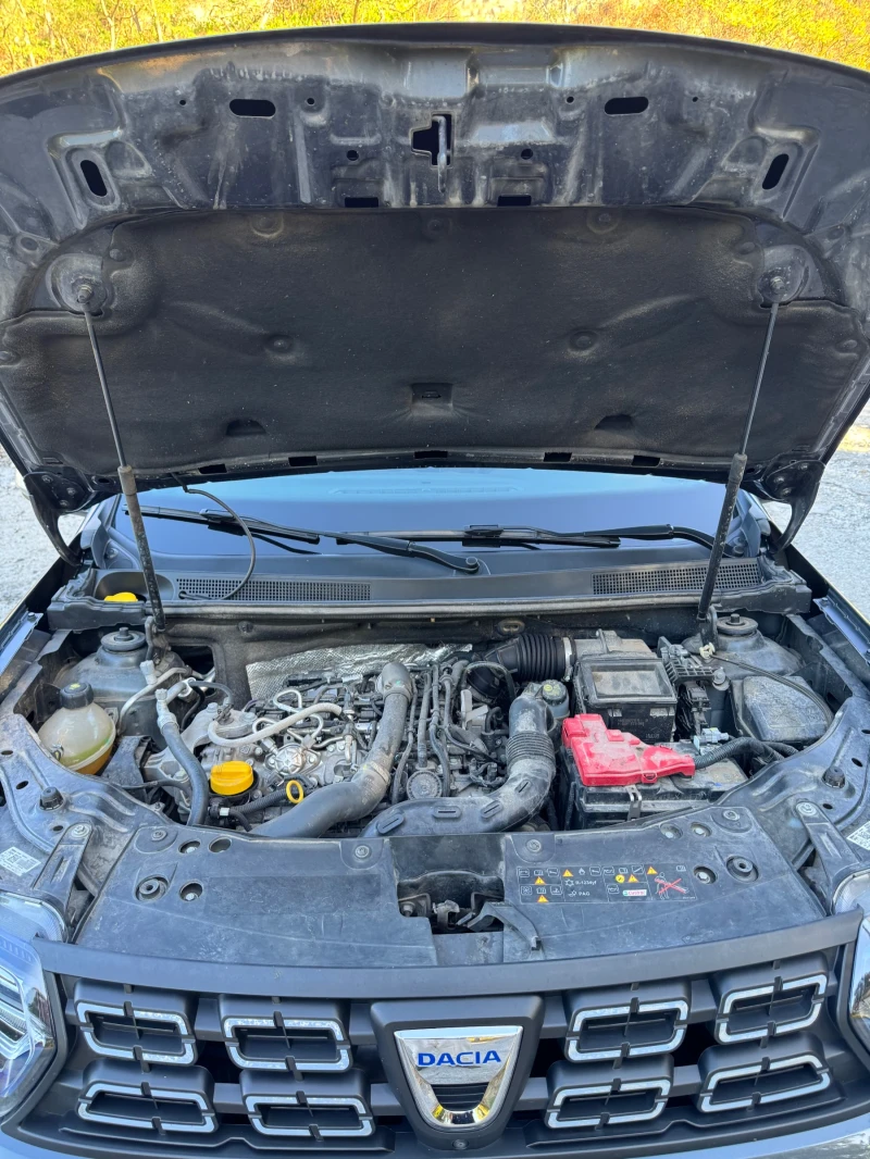 Dacia Duster 1.3 Tce , снимка 15 - Автомобили и джипове - 52376953