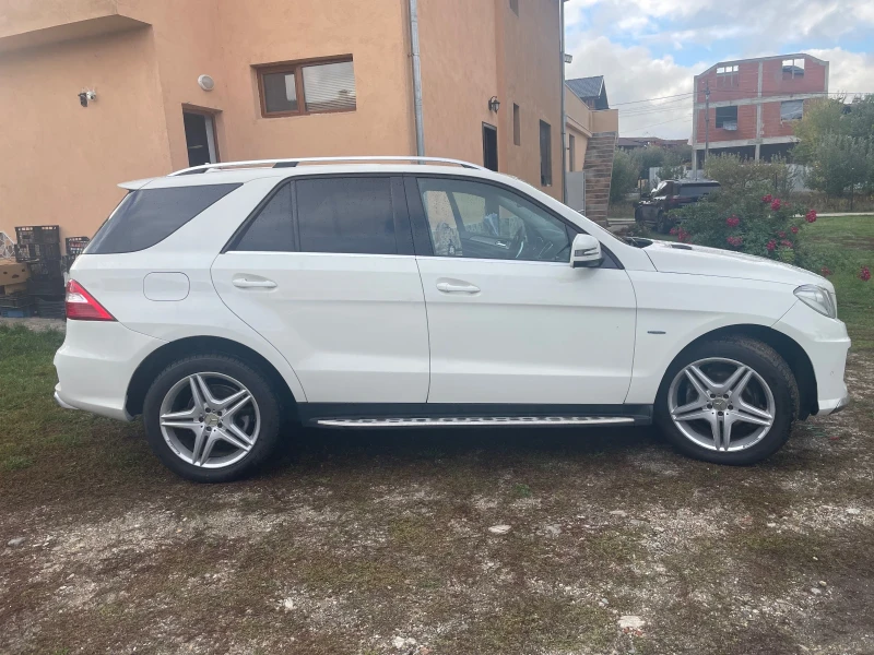 Mercedes-Benz ML 350 AMG BLUETEC, снимка 4 - Автомобили и джипове - 52106134