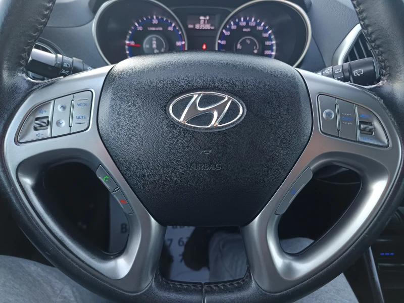 Hyundai IX35 1.7D , снимка 17 - Автомобили и джипове - 52858745