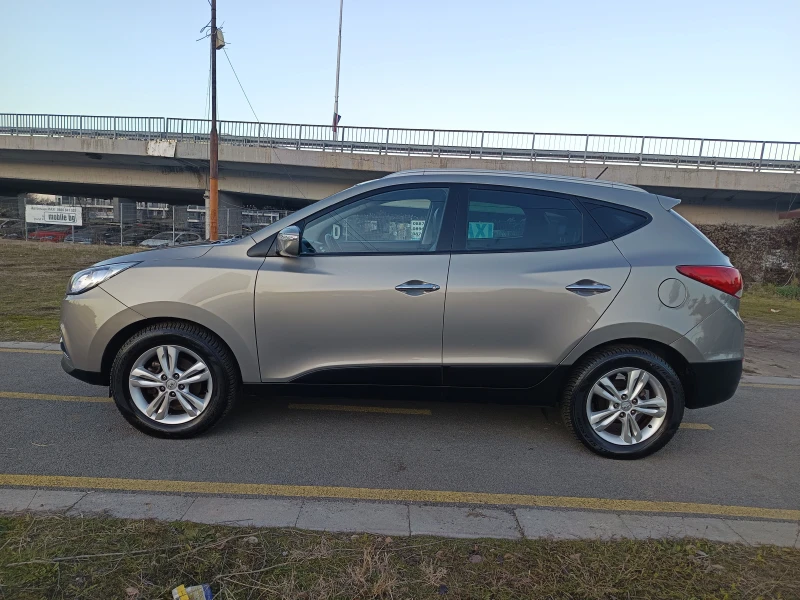 Hyundai IX35 1.7D , снимка 5 - Автомобили и джипове - 52858745