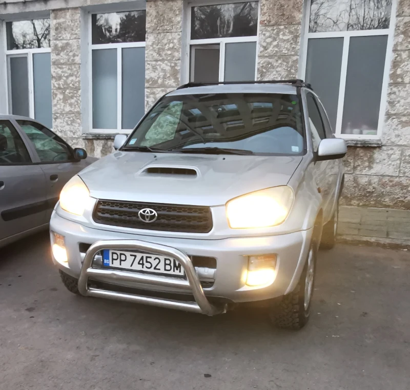 Toyota Rav4, снимка 4 - Автомобили и джипове - 52945956