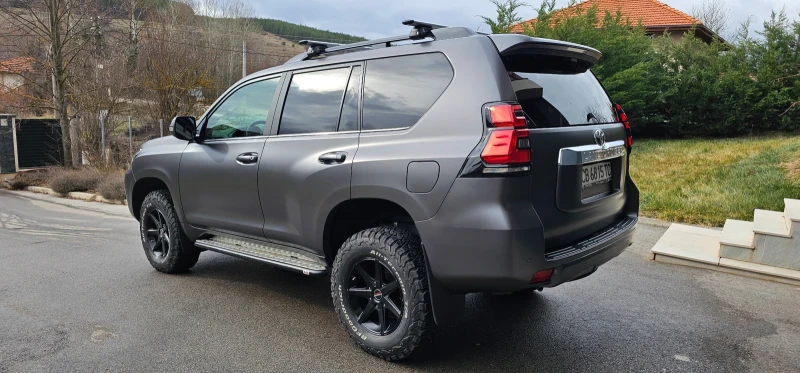 Toyota Land cruiser, снимка 6 - Автомобили и джипове - 53007585