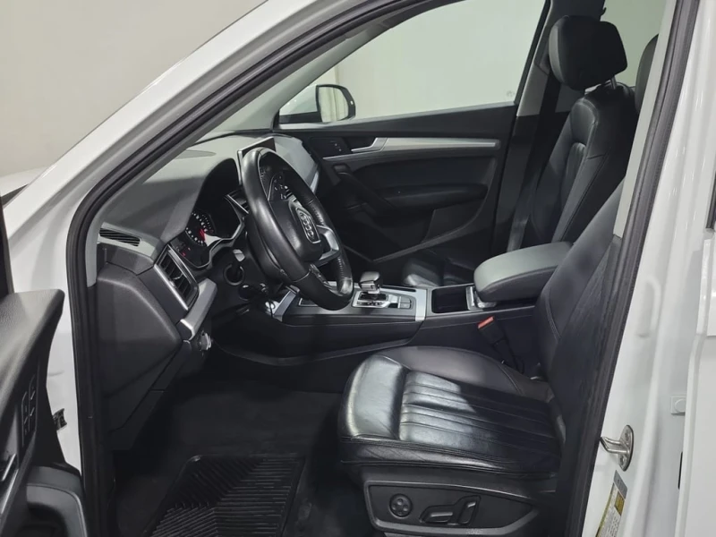 Audi Q5 * PROGRESSIV * CARFAX * ЦЕНА ДО БГ, снимка 7 - Автомобили и джипове - 53042698