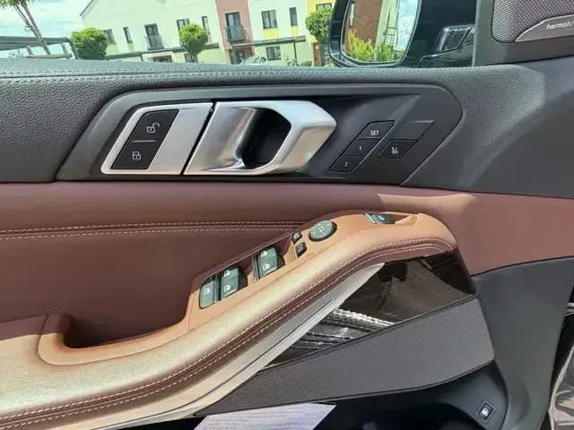 BMW X5 45e M Sport, снимка 10 - Автомобили и джипове - 55219506